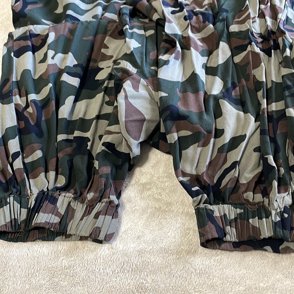 Jumpsuit - Picture 4 of 5